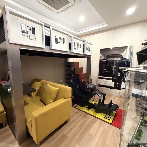 ขายบ้านเดี่ยว Luxury Modern นาคนิวาส–ลาดพร้าว | บ้านสร้างเอง 2 ชั้น 92 ตร.ว. พื้นที่ใช้สอย 500 ตร.ม, Bangkok, Lat Phrao, Bangkok, 3 Bedrooms, 500 sqm, Single Detached House For Sale, by อลงกต คำนวรพร, 500426671 - DDproperty.com