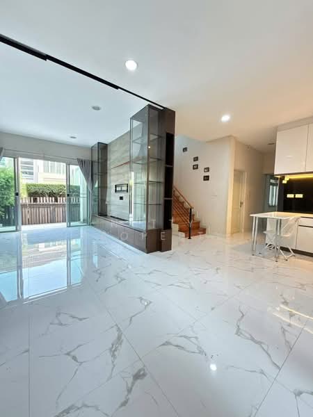 Grand Bangkok Boulevard Rama 9 - Srinakarindra, Bangkok, Krungthep Kritha 17 Alley, Thap Chang, Saphan Sung, Bangkok, 3 Bedrooms, 200 sqm, Single Detached House For Sale, by Nutty Property, 500426673 - DDproperty.com