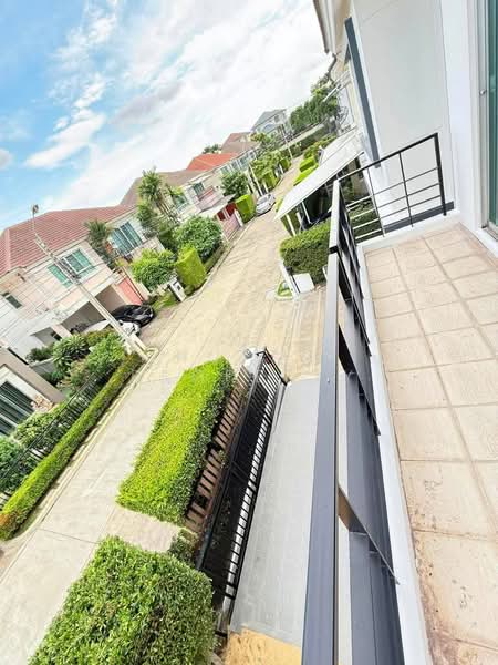 Grand Bangkok Boulevard Rama 9 - Srinakarindra, Bangkok, Krungthep Kritha 17 Alley, Thap Chang, Saphan Sung, Bangkok, 3 Bedrooms, 200 sqm, Single Detached House For Sale, by Nutty Property, 500426673 - DDproperty.com