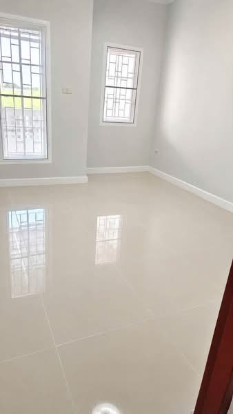 ให้เช่าบ้านเดี่ยว ม.วีน่าทาวน์ หนองก้างปลา ปลวกแดง ระยอง, Rayong, Pluak Daeng, Rayong, 2 Bedrooms, 100 sqm, Single Detached House For Rent, by Dusit Saengfa, 500426675 - DDproperty.com