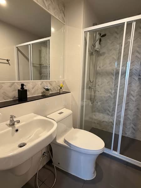 Regent Home Wutthakat : รีเจ้นท์โฮม วุฒากาศ, กรุงเทพ, ถ.วุฒากาศ, ตลาดพลู, ธนบุรี, กรุงเทพ, 26 ตร.ม., คอนโด ให้เช่า, โดย Agentbkk, 500426692 - DDproperty.com
