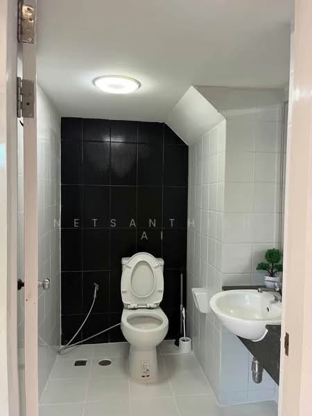 Areeya Mandarina Sukhumvit 77, Bangkok, Sukhumvit 77 Road (On Nut), Suan Luang, Bangkok, 3 Bedrooms, 225 sqm, Townhouse For Rent, by Netsanthiah Ai, 500426713 - DDproperty.com