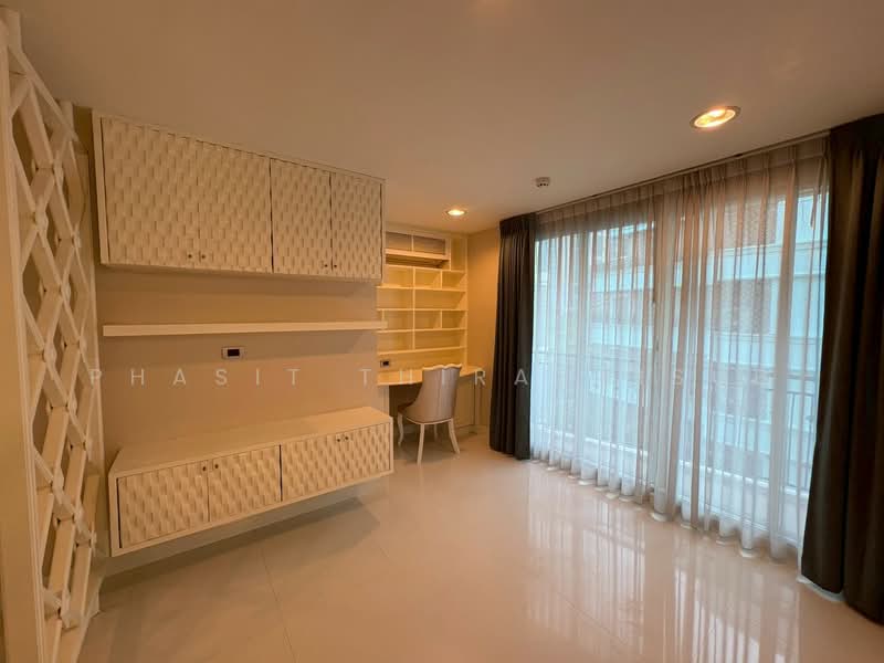 The Crest Sukhumvit 24, Bangkok, Soi Methi Niwet, Khong Tan, Khlong Toei, Bangkok, 2 Bedrooms, 100 sqm, Condo For Rent, by Phasit Thirasaisub, 500426731 - DDproperty.com