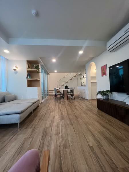 Maestro 01 Sathorn-Yenakat : มาเอสโตร 01 สาทร-เย็นอากาศ, กรุงเทพ, 14 ถนนเย็นอากาศ, ทุ่งมหาเมฆ, สาทร, กรุงเทพ, 138 ตร.ม., คอนโด ให้เช่า, โดย Sherwan Jomkhamsing, 500426741 - DDproperty.com