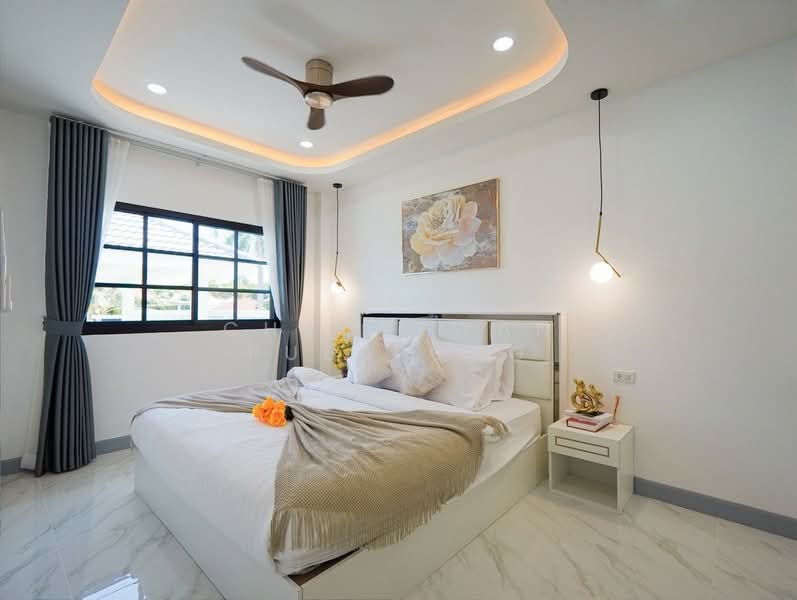 Luxurious 4-Bed Home in Pattaya with Pool & Garden, Chon Buri (Pattaya), Poong, Bang Lamung (Pattaya), Chon Buri (Pattaya), 4 Bedrooms, 386 sqm, Single Detached House For Sale, by Chaweewan Puekpong, 500426758 - DDproperty.com
