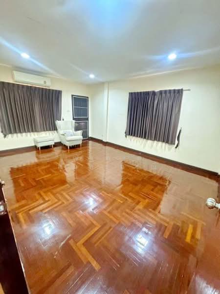 ไม่พบโครงการ, Bangkok, ศรีนครินทร์, Hua Mak, Bang Kapi, Bangkok, 5 Bedrooms, 412 sqm, Single Detached House For Rent, by ณัฐพงศ์ สุนทรอรุณ, 500426782 - DDproperty.com