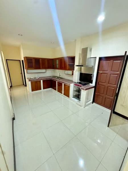 ไม่พบโครงการ, Bangkok, ศรีนครินทร์, Hua Mak, Bang Kapi, Bangkok, 5 Bedrooms, 412 sqm, Single Detached House For Rent, by ณัฐพงศ์ สุนทรอรุณ, 500426782 - DDproperty.com