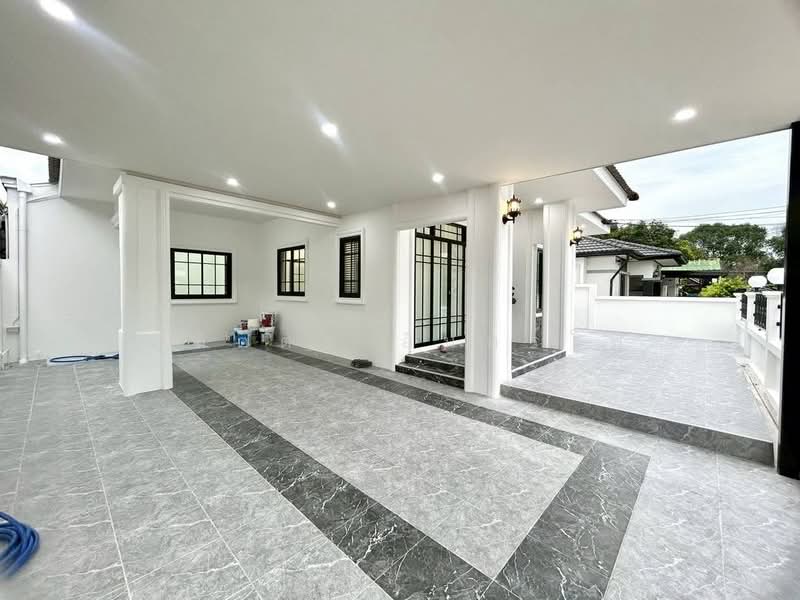 Classic home Sriracha, Chon Buri (Pattaya), ไร่กล้วย, Surasak, Si Racha, Chon Buri (Pattaya), 2 Bedrooms, 85 sqm, Single Detached House For Sale, by ลุลิตตา อินทร์โพ, 500426797 - DDproperty.com