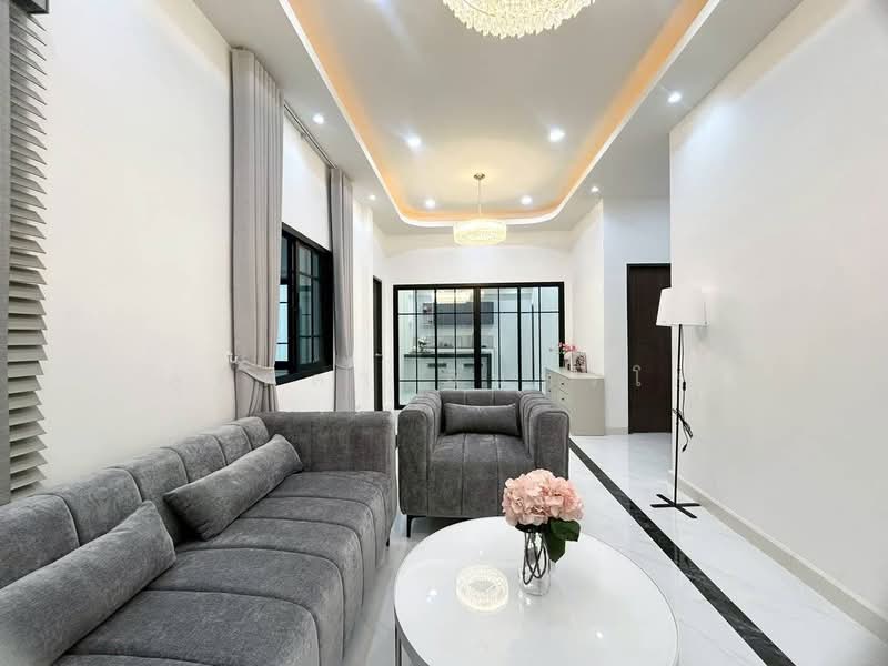 Classic home Sriracha, Chon Buri (Pattaya), ไร่กล้วย, Surasak, Si Racha, Chon Buri (Pattaya), 2 Bedrooms, 85 sqm, Single Detached House For Sale, by ลุลิตตา อินทร์โพ, 500426797 - DDproperty.com