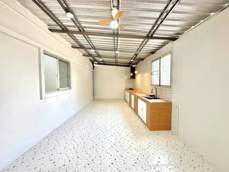 Sriracha, Chon Buri (Pattaya), ถนน ไร่หนึ่ง, Surasak, Si Racha, Chon Buri (Pattaya), 3 Bedrooms, 80 sqm, Single Detached House For Sale, by ลุลิตตา อินทร์โพ, 500426803 - DDproperty.com