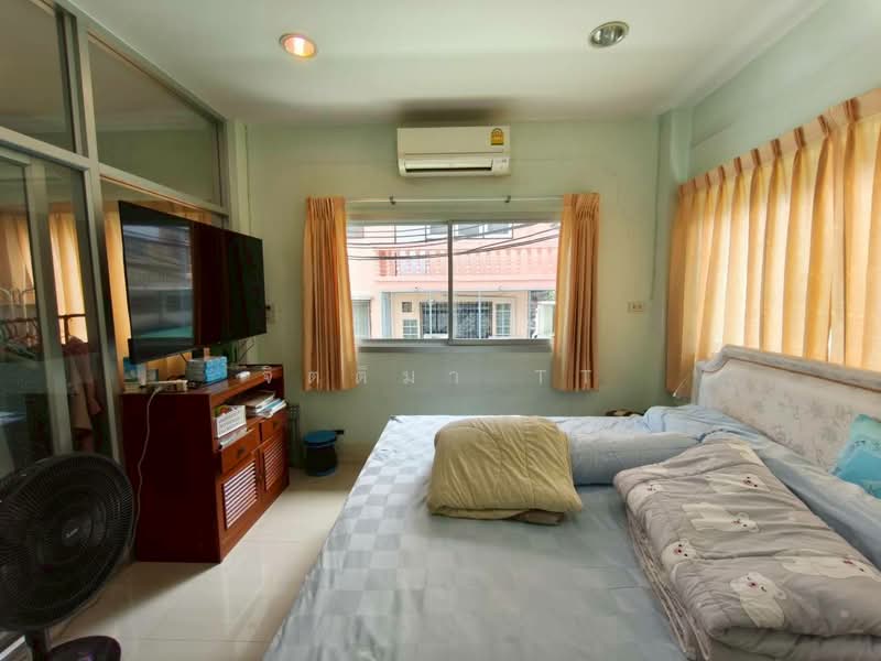 Shophouse for Sale, near BTS Phonimit, Bangkok, Bukkalo, Thon Buri, Bangkok, 6 Bedrooms, 250 sqm, Townhouse For Sale, by จิตติมา TT, 500426851 - DDproperty.com