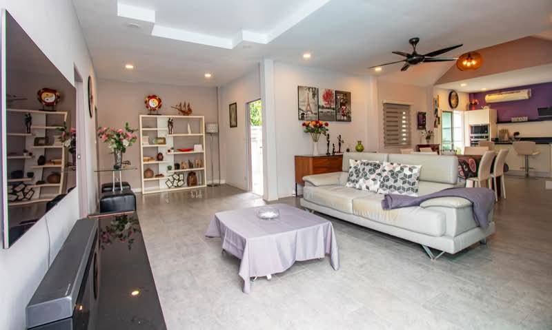 Stylish 3 Bedroom House with Private Pool in Hang Dong, Chiang Mai, Nam Phare, Hang Dong, Chiang Mai, 3 Bedrooms, 150 sqm, Villa For Sale, by คุณ รุ่งทิพย์, 500426860 - DDproperty.com