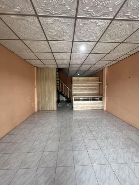 Thai Somboon Prachuutit 90, Samut Prakan, Ban Khlong Suan, Phra Samut Jadee, Samut Prakan, 7 Bedrooms, 427 sqm, Townhouse For Sale, by Chadthanee Debavalya, 500426879 - DDproperty.com