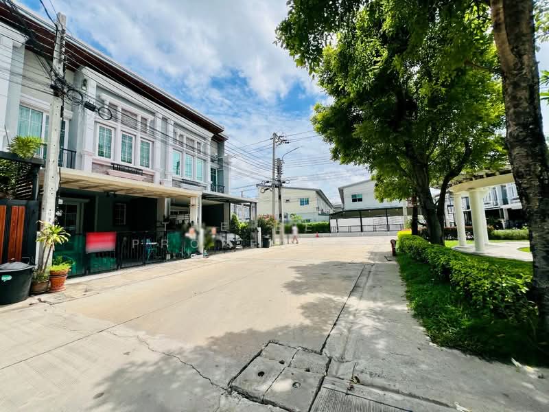 Golden Town Sukhumvit-Bearing Station : โกลเด้น ทาวน์ สุขุมวิท-สถานีรถไฟฟ้าแบริ่ง, สมุทรปราการ, ซอย เทศบาลสำโรงใต้ 6, สำโรง, พระประแดง, สมุทรปราการ, 100 ตร.ม., ทาวน์เฮ้าส์ ขาย, โดย The Best Property ปู, 500426884 - DDproperty.com
