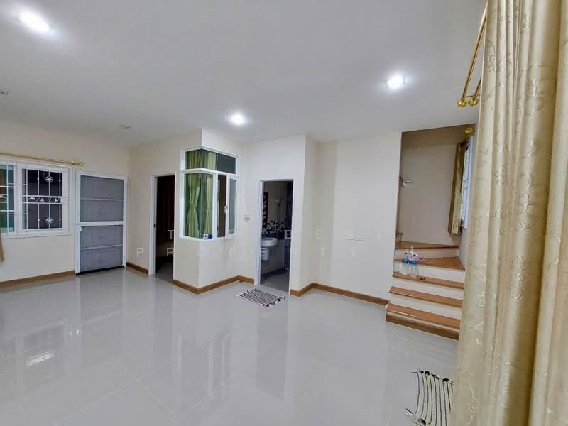 Golden Town Sukhumvit-Bearing Station, Samut Prakan, Soi Tesabansamrongtai 6, Sam Rong, Phra Pra Daeng, Samut Prakan, 4 Bedrooms, 100 sqm, Townhouse For Sale, by The Best Property ปู, 500426884 - DDproperty.com