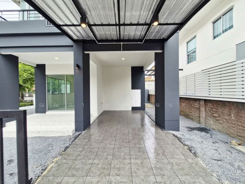 Atoll Maldives Beach Srinakarin-Wongwaen, Samut Prakan, Nam Daeng Road, Bangphli Yai, Bang Plee, Samut Prakan, 3 Bedrooms, 120 sqm, Single Detached House For Sale, by ปุณณภา นารานนทชัย, 500426887 - DDproperty.com