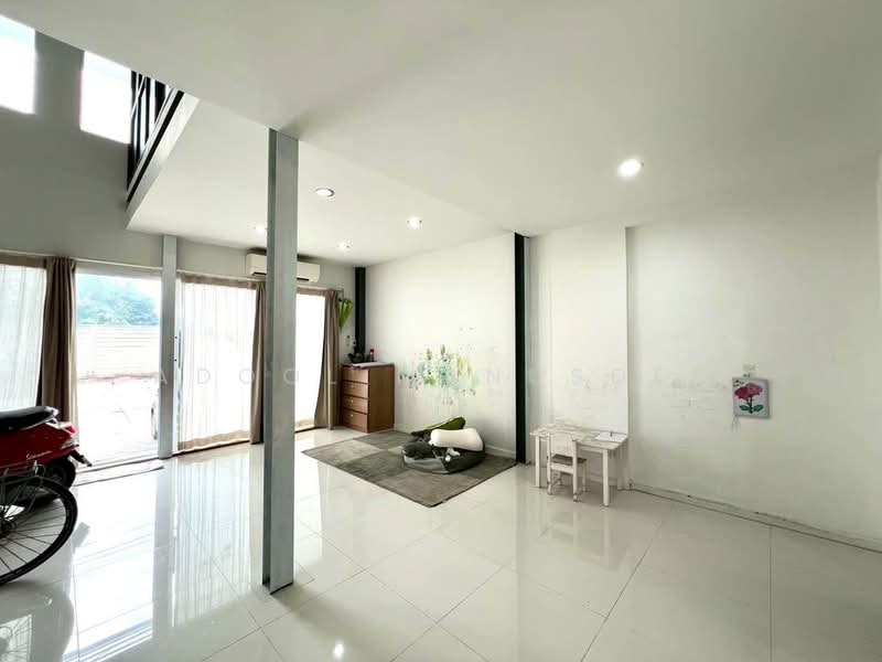 Pruksa Village Scenary 28 Bangyai : พฤกษาวิลเลจ ซีนเนอรี่ 28 บางใหญ่, นนทบุรี, ซอยแก้วอินทร์, เสาธงหิน, บางใหญ่, นนทบุรี, 190 ตร.ม., บ้านเดี่ยว ขาย, โดย Adool Manusdee, 500426902 - DDproperty.com
