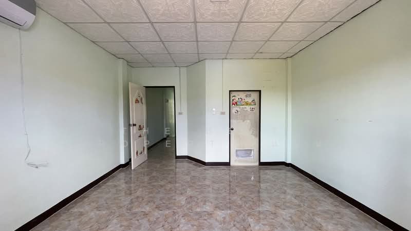 ดีดี แลนด์, Phra Nakhon Si Ayutthaya, Uthai, Phra Nakhon Si Ayutthaya, 3 Bedrooms, 100 sqm, Townhouse For Sale, by The Best Property แนน, 500426921 - DDproperty.com