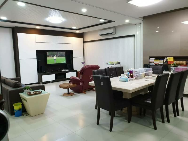 Modern Luxury Residence for Sale – Perfect for Home Office |219 Sq.Wah Land |1,425 Sq.m. Usable Area, Nonthaburi, ติวานนท์ 18 แยก 7, Talat Kwan, Muang Nonthaburi, Nonthaburi, , 1,425 sqm, Shophouse For Sale, by Thitiphat Adilucktharadol, 500426956 - DDproperty.com