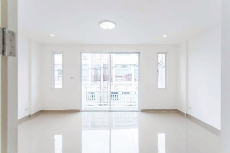 หมู่บ้านจัดสรรพรีเมี่ยมเพลส 2 เกษตรนวมินทร์-มัยลาภ, กรุงเทพ, จรเข้บัว, ลาดพร้าว, กรุงเทพ, 320 ตร.ม., ทาวน์เฮ้าส์ ขาย, โดย NR AGENT, 500426976 - DDproperty.com