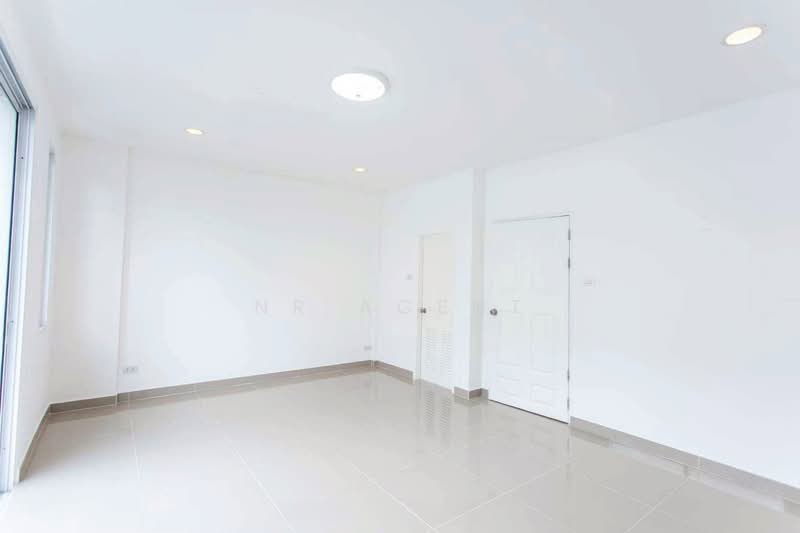 หมู่บ้านจัดสรรพรีเมี่ยมเพลส 2 เกษตรนวมินทร์-มัยลาภ, กรุงเทพ, จรเข้บัว, ลาดพร้าว, กรุงเทพ, 320 ตร.ม., ทาวน์เฮ้าส์ ขาย, โดย NR AGENT, 500426976 - DDproperty.com