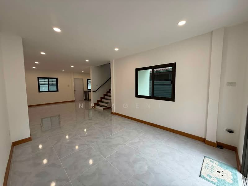 Suanluang Ville (Nirun Ville 3), Bangkok, Soi Chaloem Phrakiat Rama 9 Soi 28, Nong Bon, Prawet, Bangkok, 3 Bedrooms, 140 sqm, Single Detached House For Sale, by NR AGENT, 500426977 - DDproperty.com