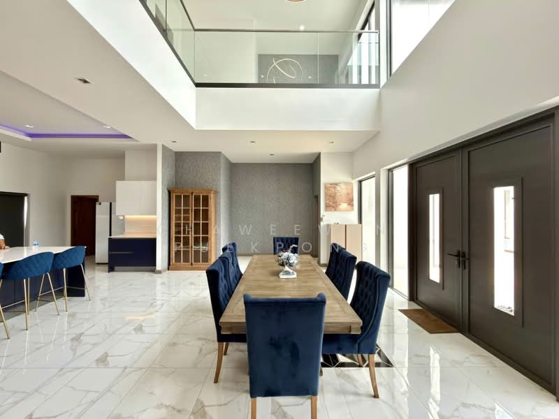 Luxury pool villa for sale near Mabprachan Lake, Chon Buri (Pattaya), Poong, Bang Lamung (Pattaya), Chon Buri (Pattaya), 5 Bedrooms, 633 sqm, Villa For Sale, by Chaweewan Puekpong, 500426978 - DDproperty.com