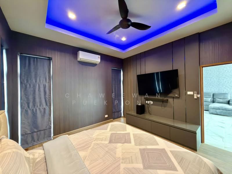 Luxury pool villa for sale near Mabprachan Lake, Chon Buri (Pattaya), Poong, Bang Lamung (Pattaya), Chon Buri (Pattaya), 5 Bedrooms, 633 sqm, Villa For Sale, by Chaweewan Puekpong, 500426978 - DDproperty.com