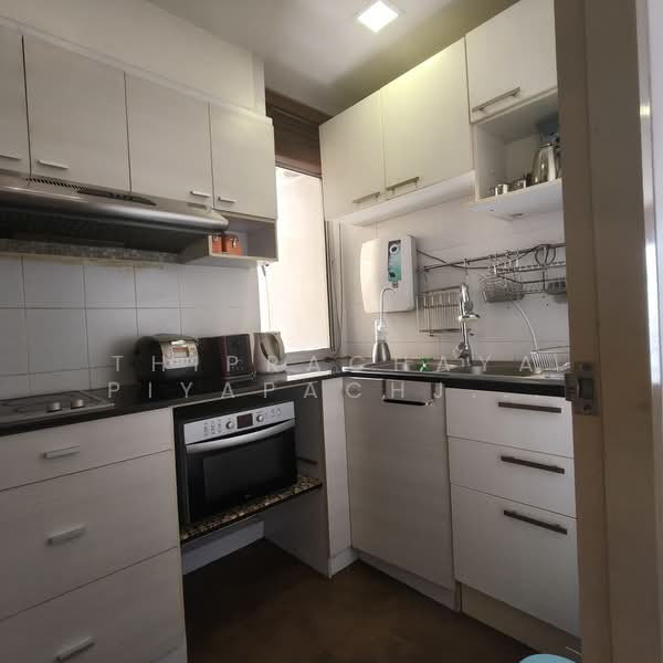 My Resort Bangkok, Bangkok, 1724 Petchaburi Road, Bang Kapi, Huai Khwang, Bangkok, 2 Bedrooms, 72 sqm, Condo For Rent, by Thiprachaya Piyapachjiragul, 500426991 - DDproperty.com