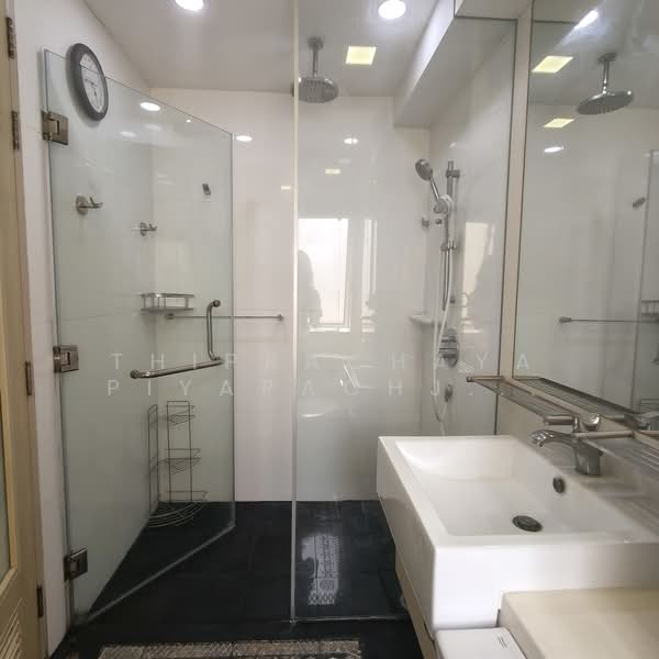 My Resort Bangkok, Bangkok, 1724 Petchaburi Road, Bang Kapi, Huai Khwang, Bangkok, 2 Bedrooms, 72 sqm, Condo For Rent, by Thiprachaya Piyapachjiragul, 500426991 - DDproperty.com