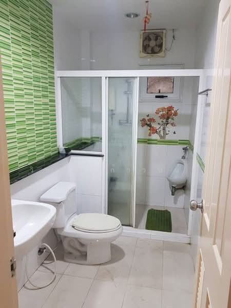 Ladda Ville 1-2, Nonthaburi, Ban Kluai-Sai Noi Road, Phimonrat, Bang Bua Thong, Nonthaburi, 4 Bedrooms, 350 sqm, Single Detached House For Rent, by Wicharn Kaonah, 500427006 - DDproperty.com