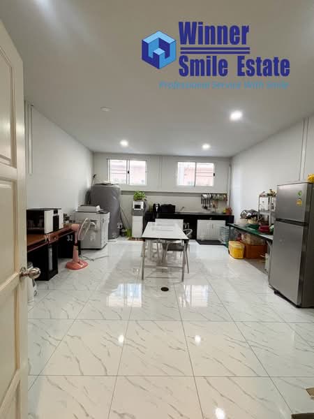 5-Story Home Office for Sale, 416 sq.m, Bangkok, เสรีไทย, Khlong Kum, Bueng Kum, Bangkok, , 416 sqm, Shophouse For Sale, by พิชาพัทธ์ เพิ่มศิริทรงรัฐ (คุณพิชา), 500427026 - DDproperty.com