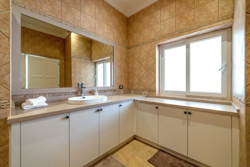 Elegant 5-bedroom, 6-bathroom villa set on 1.3 rai of land, Chon Buri (Pattaya), Huai Yai, Bang Lamung (Pattaya), Chon Buri (Pattaya), 5 Bedrooms, 550 sqm, Villa For Sale, by Chaweewan Puekpong, 500427046 - DDproperty.com