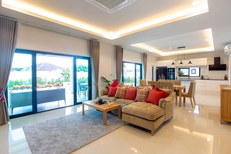 Hua Hin Soi 112, Prachuap Khiri Khan, Hua Hin, Prachuap Khiri Khan, 4 Bedrooms, 270 sqm, Villa For Sale, by Mark Puttkammer, 500427047 - DDproperty.com