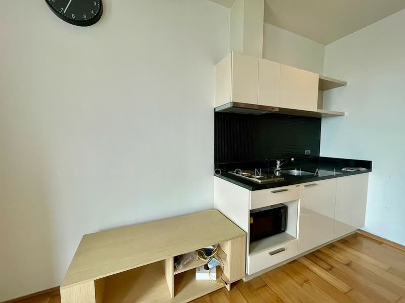 Fuse Sathorn-Taksin, Bangkok, Krung Thon Buri Road, Bang Lam Phu Lang, Khlong San, Bangkok, 1 Bedroom, 35 sqm, Condo For Rent, by Keerati Poonchai, 500427056 - DDproperty.com