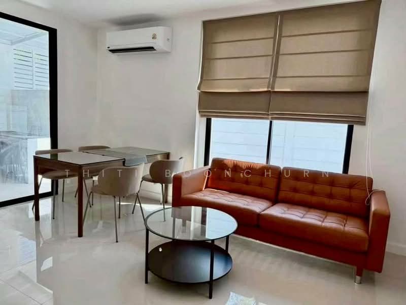 Areeya Mandarina Sukhumvit 77 : อารียา แมนดารีนา สุขุมวิท 77, กรุงเทพ, ถนนสุขุมวิท 77 (อ่อนนุช), สวนหลวง, กรุงเทพ, 220 ตร.ม., ทาวน์เฮ้าส์ ให้เช่า, โดย Thiti Boonchurn, 500427068 - DDproperty.com
