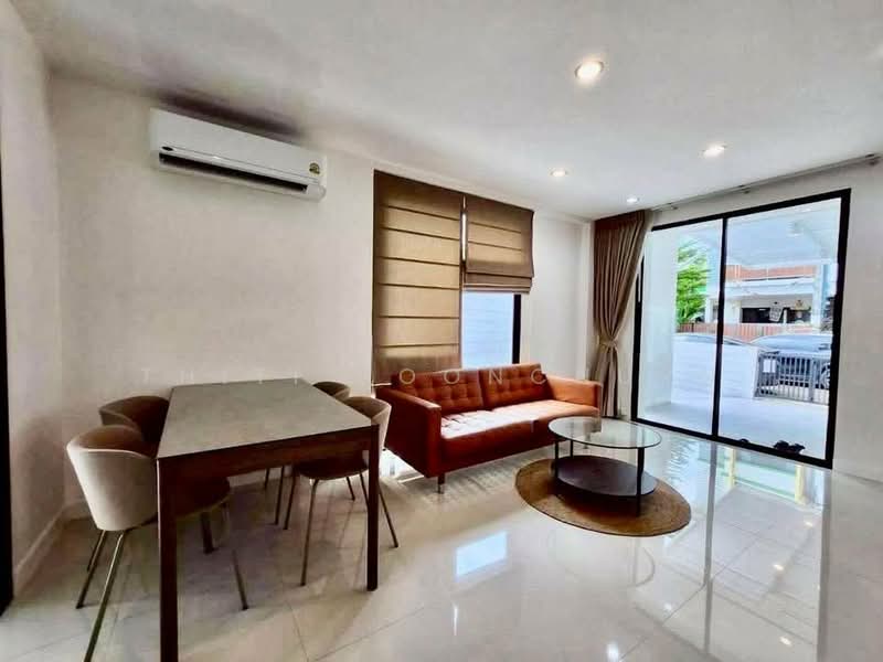 Areeya Mandarina Sukhumvit 77 : อารียา แมนดารีนา สุขุมวิท 77, กรุงเทพ, ถนนสุขุมวิท 77 (อ่อนนุช), สวนหลวง, กรุงเทพ, 220 ตร.ม., ทาวน์เฮ้าส์ ให้เช่า, โดย Thiti Boonchurn, 500427068 - DDproperty.com
