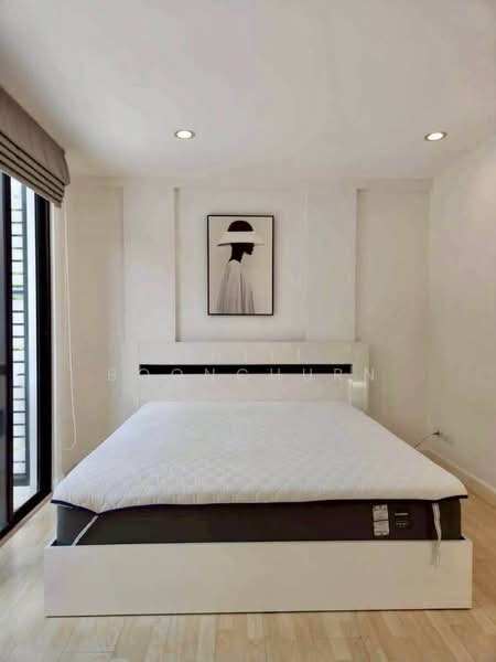 Areeya Mandarina Sukhumvit 77, Bangkok, Sukhumvit 77 Road (On Nut), Suan Luang, Bangkok, 3 Bedrooms, 220 sqm, Townhouse For Rent, by Thiti Boonchurn, 500427068 - DDproperty.com