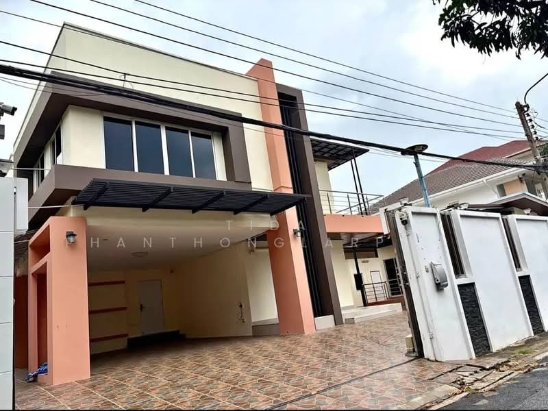 For rent: Detached house/home office in Sutthisan. Registration possible. Foreigners welcome, Bangkok, Samsen Nok, Huai Khwang, Bangkok, , 512 sqm, Office Space For Rent, by Tida phanthonglarptawee, 500427079 - DDproperty.com