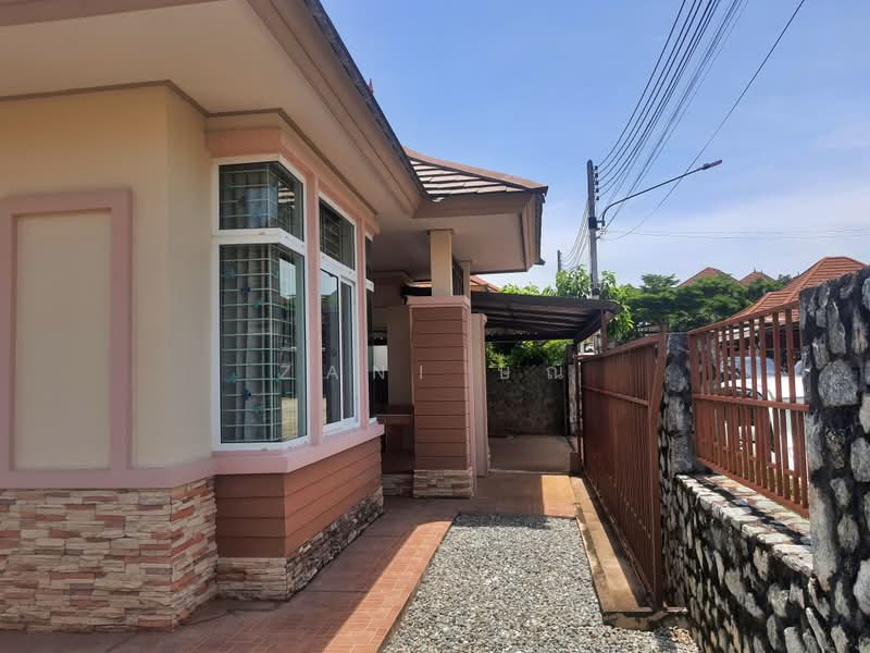 Single-Storey Bali-Style House for #Sale #Rent Pattaya Chonburi, Chon Buri (Pattaya), Nong Pla Lai, Bang Lamung (Pattaya), Chon Buri (Pattaya), 3 Bedrooms, 165 sqm, Single Detached House For Rent, by Zani ษณิ, 500427091 - DDproperty.com