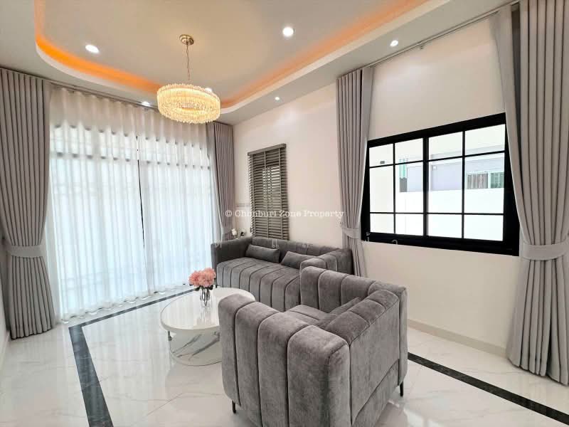 ขายบ้านเดี่ยวรีโนเวทใหม่ ม.คลาสสิคโฮม ใกล้โลตัส ไร่กล้วย ศรีราชา, Chon Buri (Pattaya), Surasak, Si Racha, Chon Buri (Pattaya), 3 Bedrooms, 150 sqm, Single Detached House For Sale, by Dusit Saengfa, 500427092 - DDproperty.com