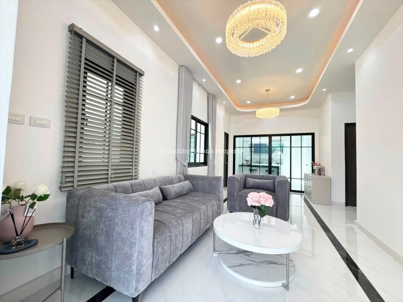 ขายบ้านเดี่ยวรีโนเวทใหม่ ม.คลาสสิคโฮม ใกล้โลตัส ไร่กล้วย ศรีราชา, ชลบุรี, สุรศักดิ์, ศรีราชา, ชลบุรี, 150 ตร.ม., บ้านเดี่ยว ขาย, โดย ดุสิต แสงฟ้า, 500427092 - DDproperty.com
