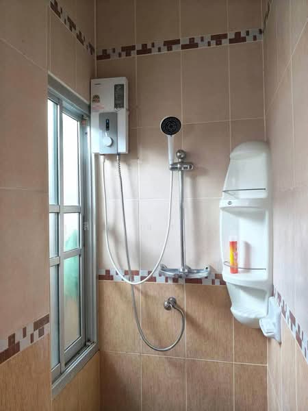 ให้เช่าบ้านเดี่ยว ม.ธารดารา ไร่กล้วย ศรีราชา, Chon Buri (Pattaya), Surasak, Si Racha, Chon Buri (Pattaya), 3 Bedrooms, 180 sqm, Single Detached House For Rent, by Dusit Saengfa, 500427103 - DDproperty.com