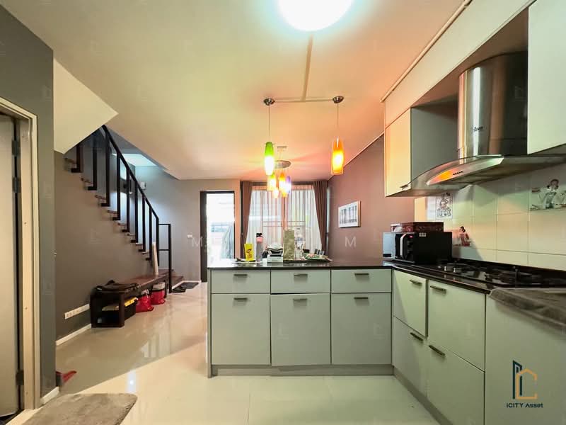Areeya Mandarina Sukhumvit 77, Bangkok, Sukhumvit 77 Road (On Nut), Suan Luang, Bangkok, 4 Bedrooms, 225 sqm, Townhouse For Sale, by Metas M, 500427109 - DDproperty.com