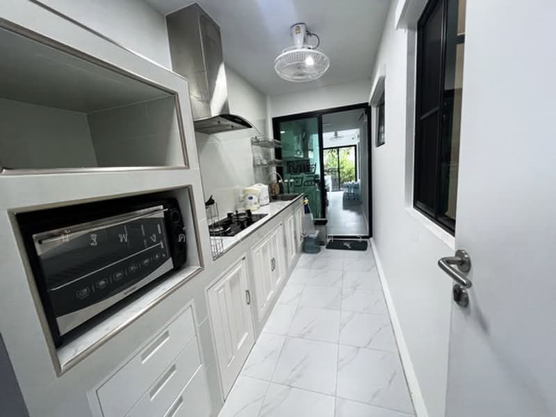 The Plant Exclusique Phatthanakan, Bangkok, Soi Phatthanakan 44, Suan Luang, Suan Luang, Bangkok, 4 Bedrooms, 260 sqm, Single Detached House For Rent, by นัฐพงค์ มณีอัครเนตร, 500427133 - DDproperty.com