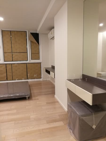 15 Sukhumvit Residences, Bangkok, Soi Sukhumvit 15, Khlongtoei Nua, Watthana, Bangkok, 1 Bedroom, 59 sqm, Condo For Sale, by Thananit Kraikhiriwat, 500427146 - DDproperty.com