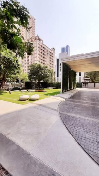 Noble Recole, Bangkok, 77 Soi Sukhumvit 19 Sukhumvit Road, Khlongtoei Nua, Watthana, Bangkok, 1 Bedroom, 35 sqm, Condo For Sale, by Thananit Kraikhiriwat, 500427163 - DDproperty.com