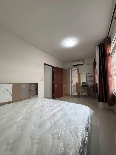 ให้เช่าทาวน์โฮมรีโนเวทใหม่ ม.ร่มไม้2 บ่อวิน ศรีราชา, Chon Buri (Pattaya), Bo Win, Si Racha, Chon Buri (Pattaya), 3 Bedrooms, 85 sqm, Townhouse For Rent, by Dusit Saengfa, 500427185 - DDproperty.com