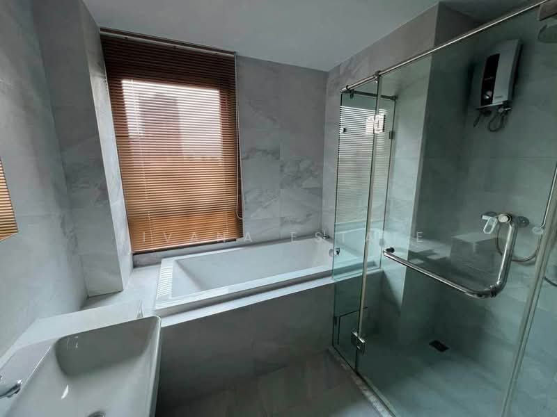 Rhythm Ekkamai, Bangkok, 11 Soi Sukhumvit 63, Khlongtoei Nua, Watthana, Bangkok, 2 Bedrooms, 69 sqm, Condo For Rent, by Sivana Estate, 500427195 - DDproperty.com