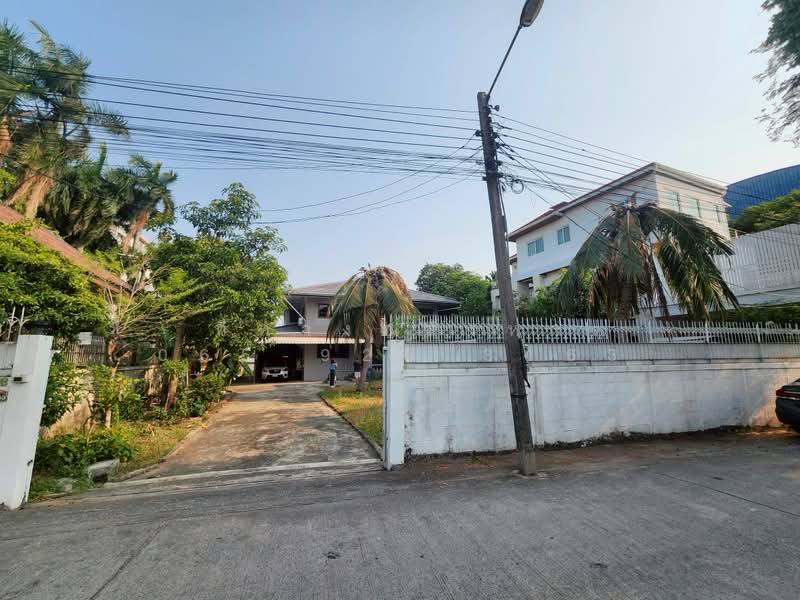 บ้านรามอินทรา 5 แยก 9, กรุงเทพ, อนุสาวรีย์, บางเขน, กรุงเทพ, 180 ตร.ม., บ้านเดี่ยว ขาย, โดย ที่ทางอสังหา 065-925-3163, 500427209 - DDproperty.com